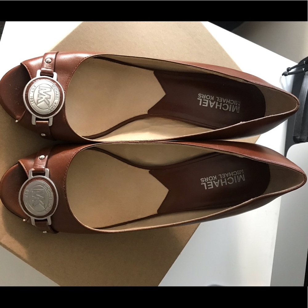 Michael Kors peeptoe heel